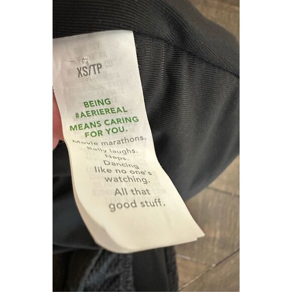 Aerie Black Textured Cut Out One Piece Strapless Swimsuit Size XS New - Picture 2 of 3